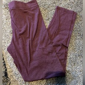 Women’s pink leggings